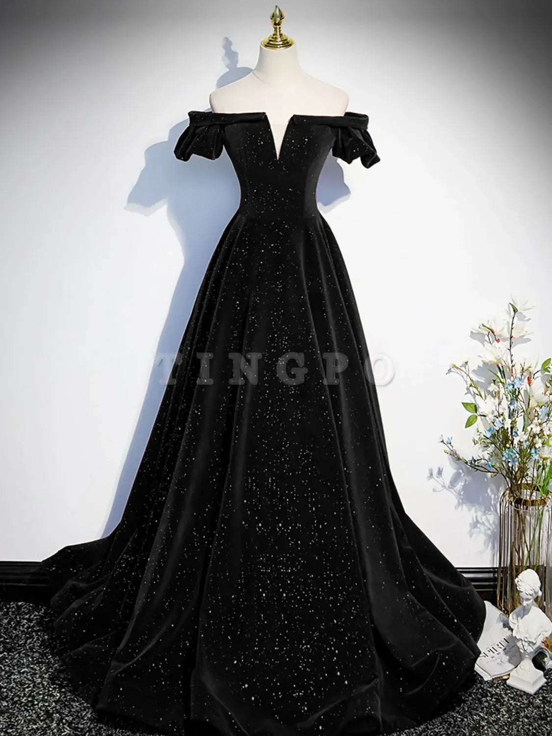 Wholesale Black A-line Off Shoulder Velvet Long Prom Dress Velvet Formal Evening Dress gowns evening dresses 